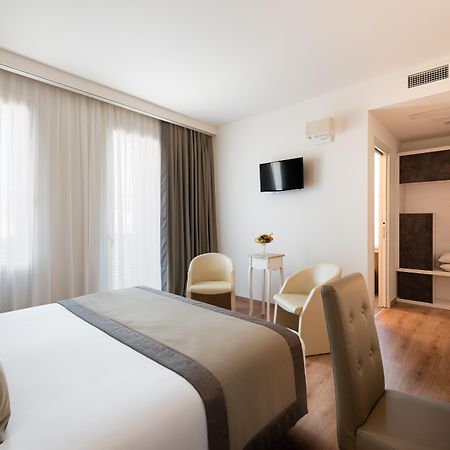 Unahotels Eco Hotel Villa Costanza Venezia Mestre Dış mekan fotoğraf